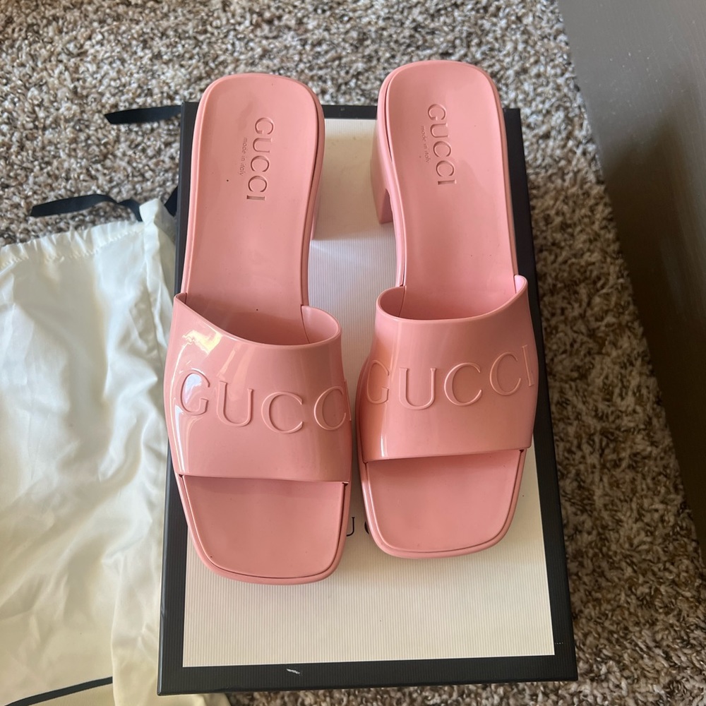 Gucci Rubber Slide Sandals